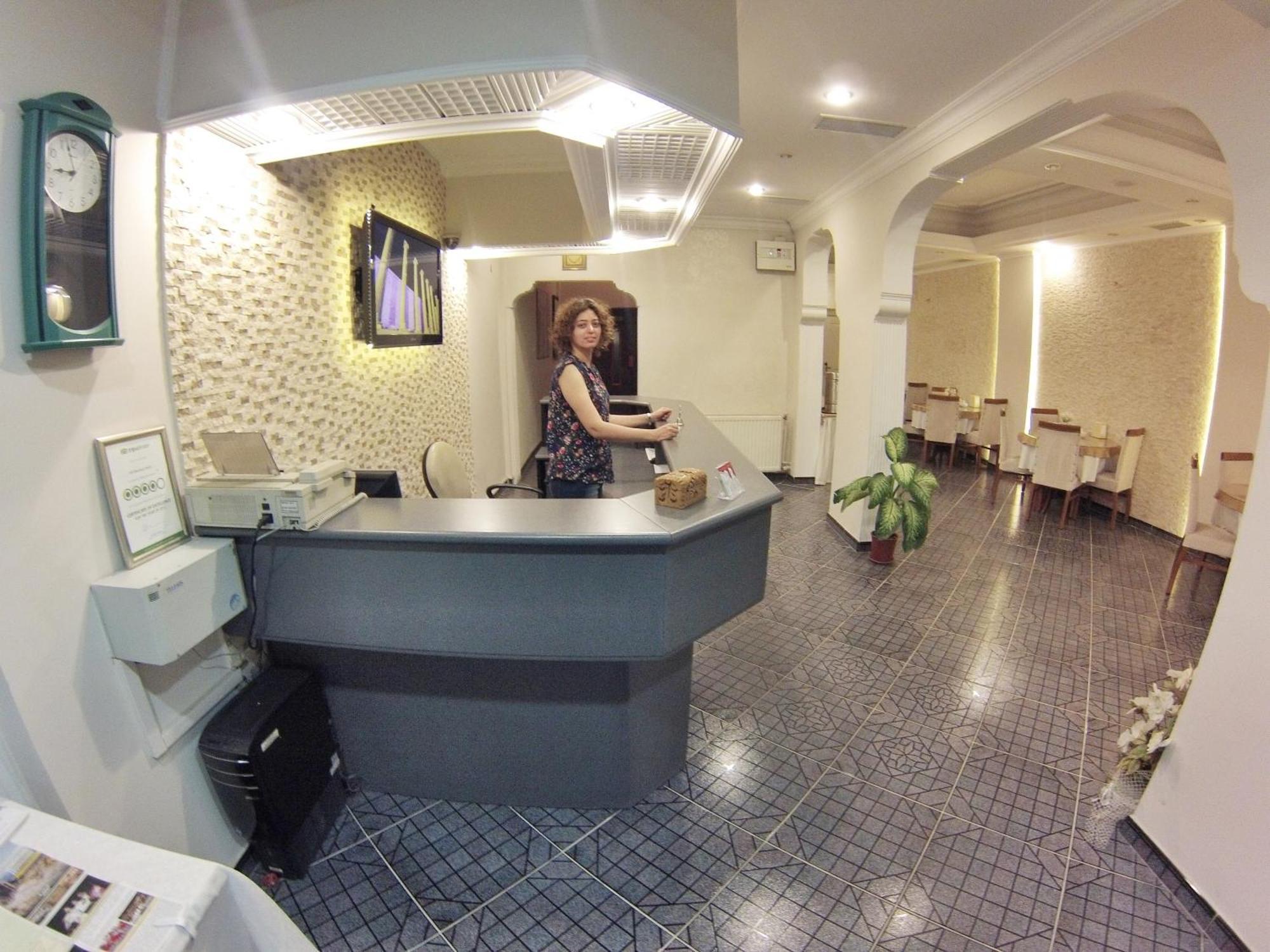 Anil Hotel Bergama Extérieur photo