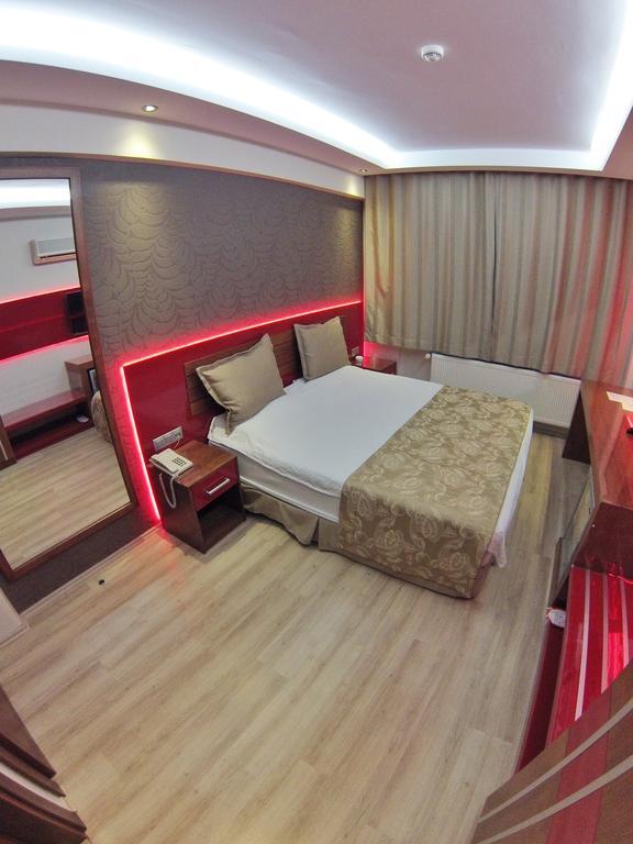Anil Hotel Bergama Extérieur photo