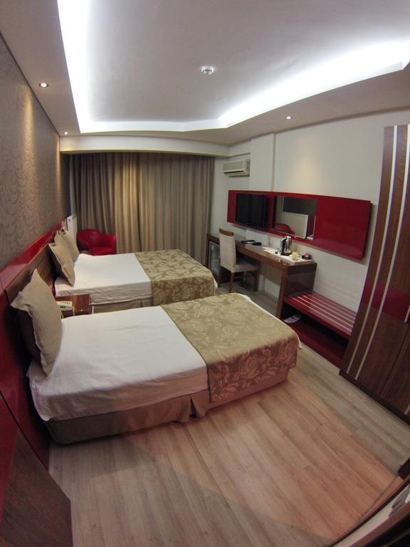 Anil Hotel Bergama Extérieur photo